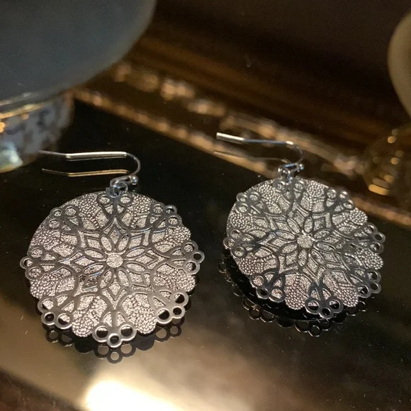 Disk Dangle Earrings - Picture 2 of 4